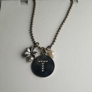 Clover Pendant Necklace
